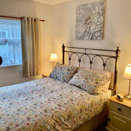 Modern 2 Bedroom Ground Floor Apartment With Parking Ripon City Centre ภายนอก รูปภาพ